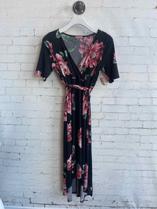 Hello Miz Black Floral Size SM CS Dresses